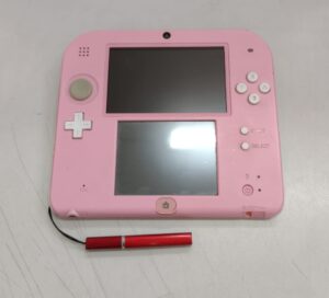 Console Nintendo 2DS bianco rossa - NON TESTATO