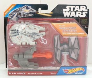 Star Wars BLAST ATTACK MILLENNIUM FALCON Die Cast Hot Wheels Mattel Mattel