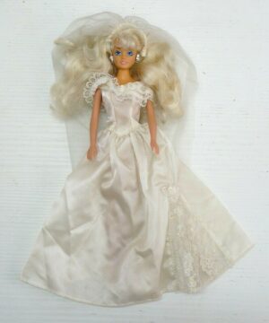 TANYA Abito da Sposa Bambola Doll Vintage anni '90. Giochi Preziosi
