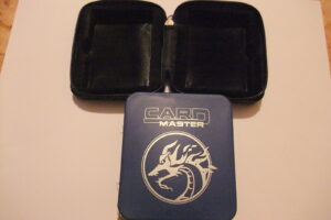 PORTA CARD MASTER blu con cerniera NUOVA (anche per card Dungeons & Dragons)