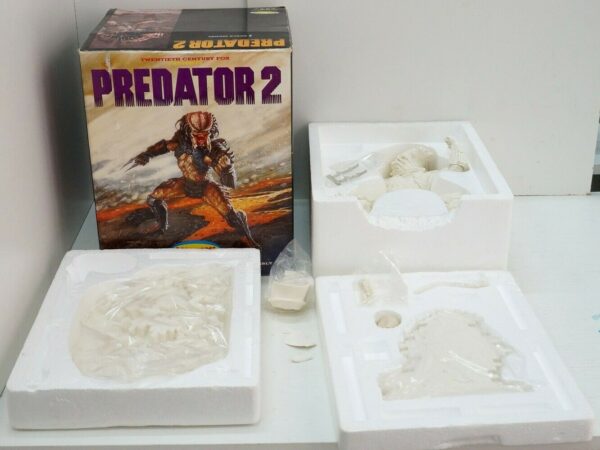 PREDATOR-2-Limited-Edition-Porcelain-Kit-Montare-e-Colorare-Scala-18-Dark-Horse-123633791052