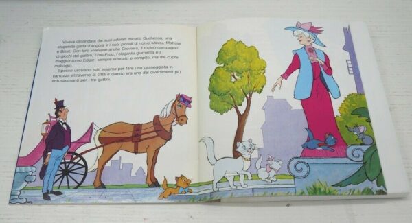 Walt-Disney-Libro-Audiocassetta-e-Figura-dei-Personaggi-in-Cofanetto-n-20-Volumi-123434780412-4