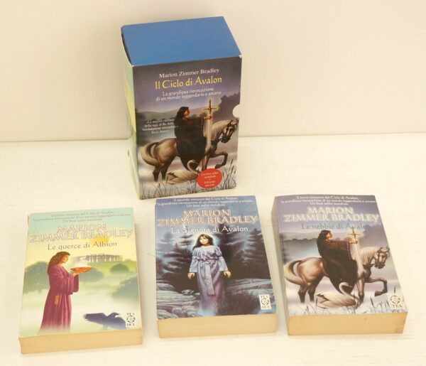 IL-CICLO-DI-AVALON-n-3-volumi-con-Cofanetto-di-M-Z-Bradley-ed-TEA-123910538743-2