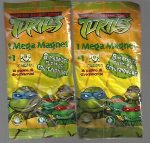 Lotto 2 bustine NINJA TURTELES (1 MAGNETE + 1 Fanbook in ogni bustina)