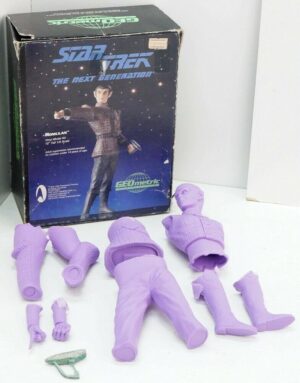 ROMULAN Star Trek Vinyl Kit da Montare e Colorare Scala 1:6 Geometric Geometric