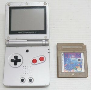 Console GAME BOY ADVANCE SP con Gioco Tetris. Non Testata
