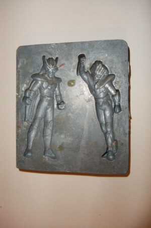 FORMINA STAMPINO DA FORNO CAVALIERI DELLO ZODIACO originale 1985 (mod.1)