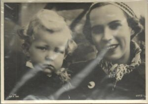 CARTOLINA S.A.R LA PRINCIPESSA DI PIEMONTE E IL PRINCIPINO non viaggiata Mod.27