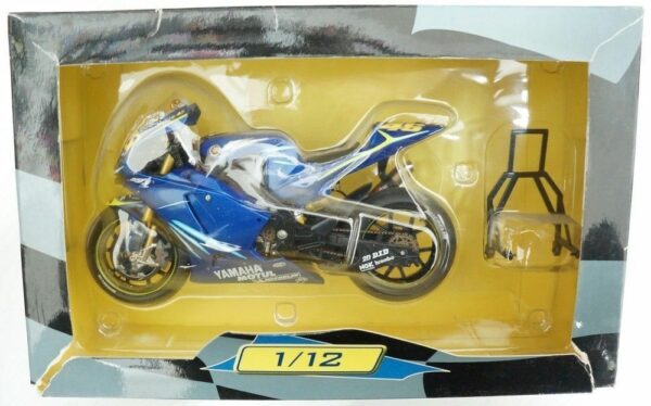 YAMAHA-YZR-M1-Valentino-Rossi-2004-Modellino-Moto-Scala-112-Die-Cast-383-112819313129
